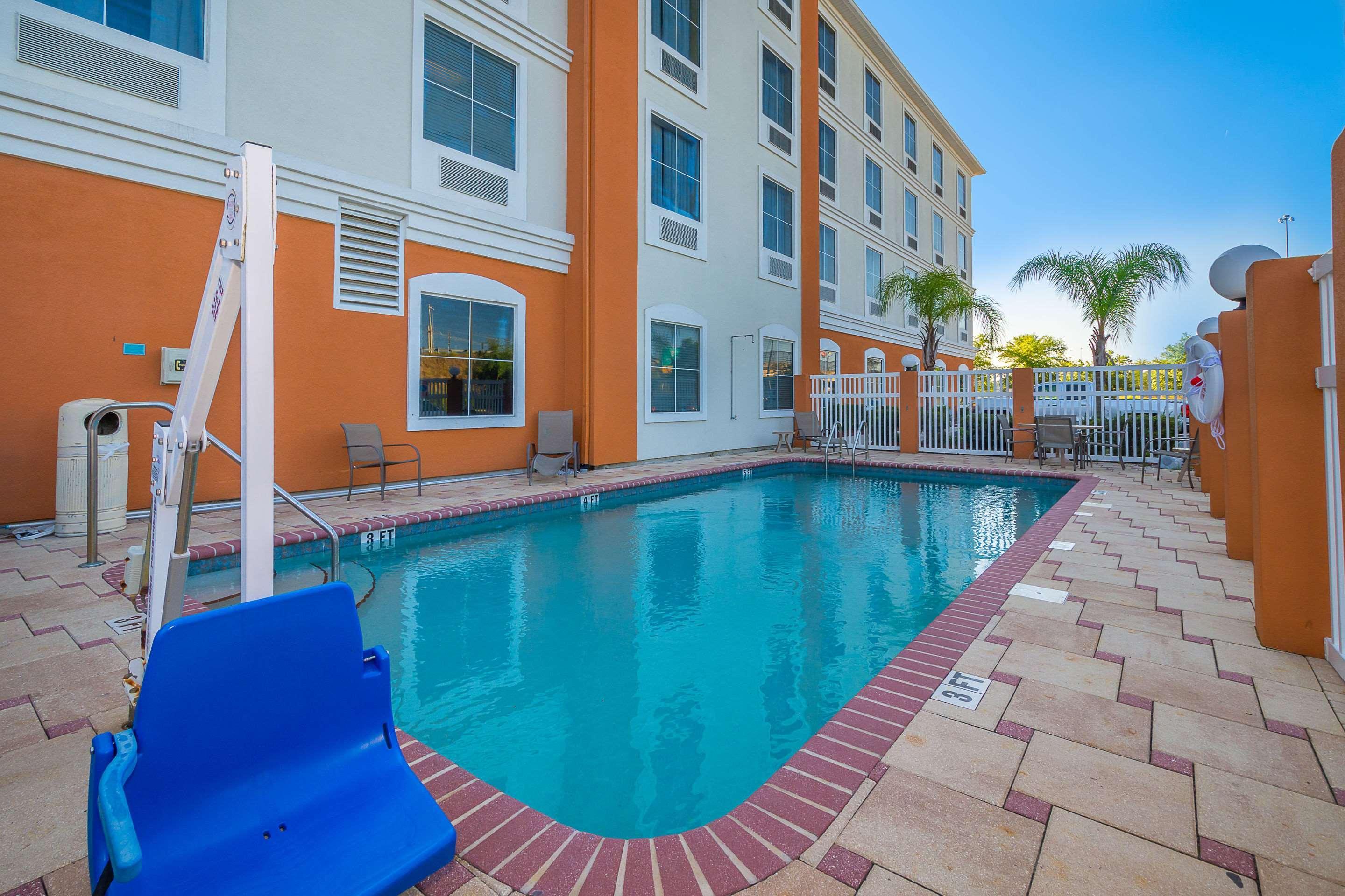 Comfort Inn & Suites Maingate South Ντάβενπορτ Εξωτερικό φωτογραφία